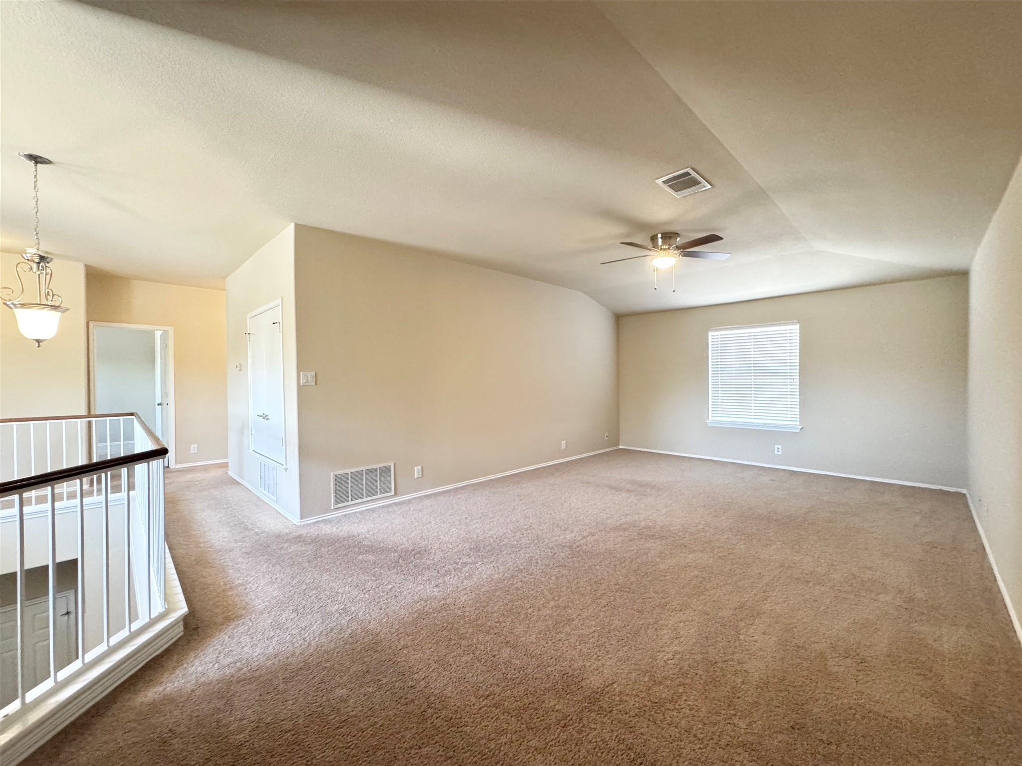 1912 Golden Arrow Ave Property Photo 12