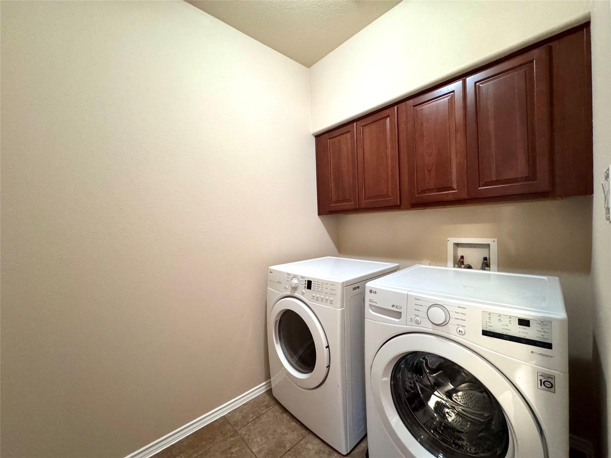 1912 Golden Arrow Ave Property Photo 17