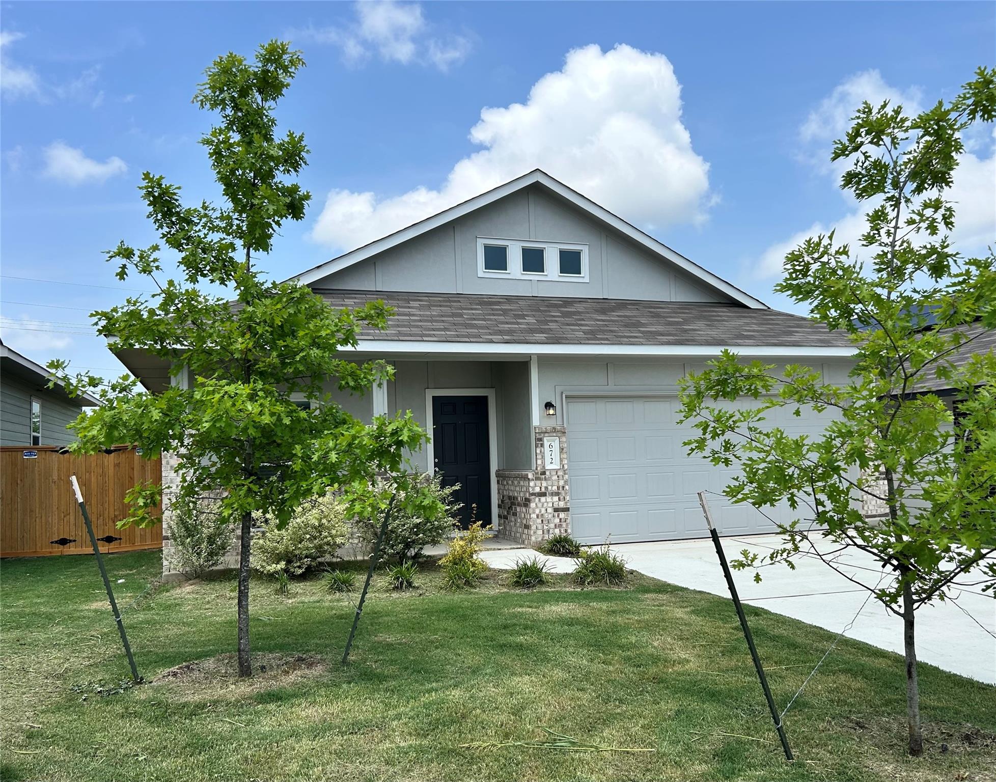 672 The Ugly Way Property Photo 1