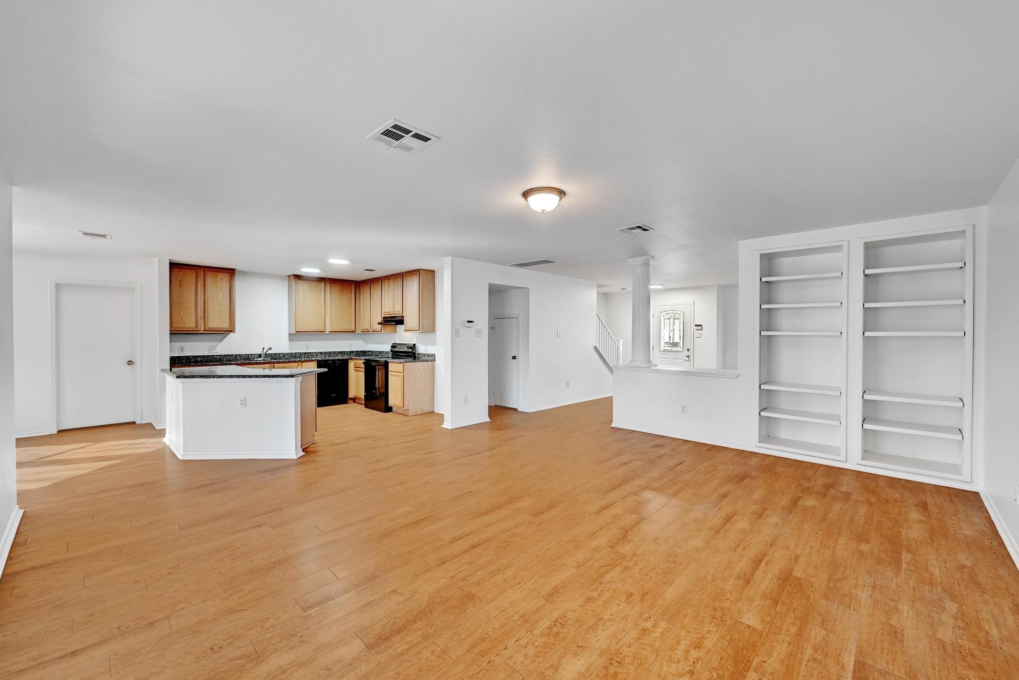 11301 Blairview Ln Property Photo 6