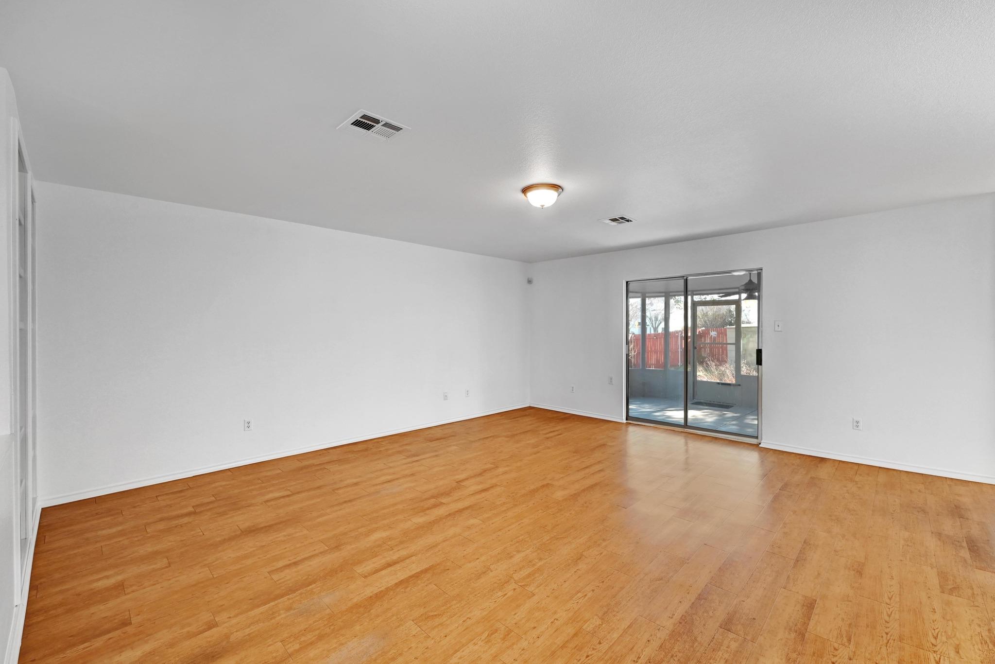 11301 Blairview Ln Property Photo 7
