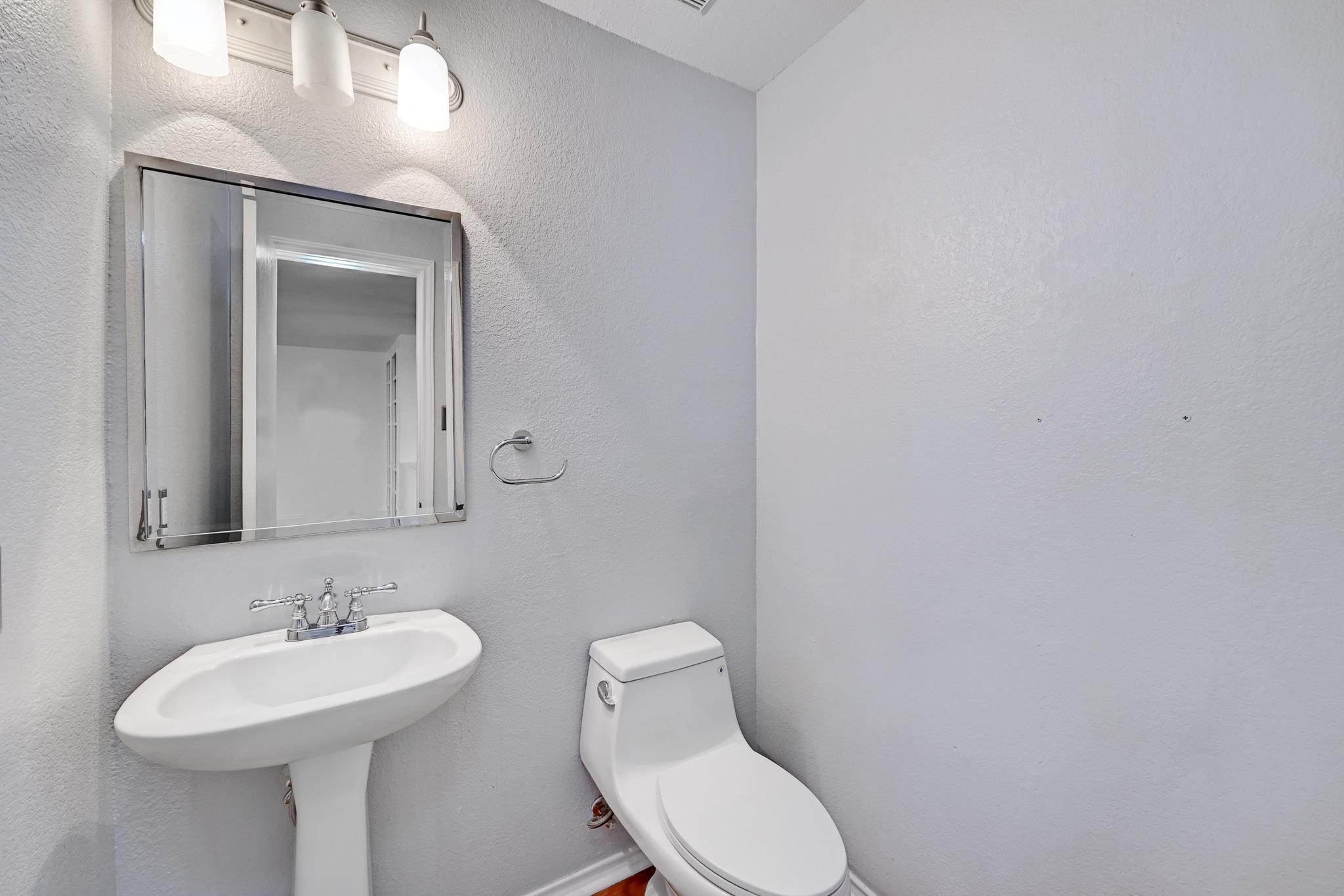 11301 Blairview Ln Property Photo 8