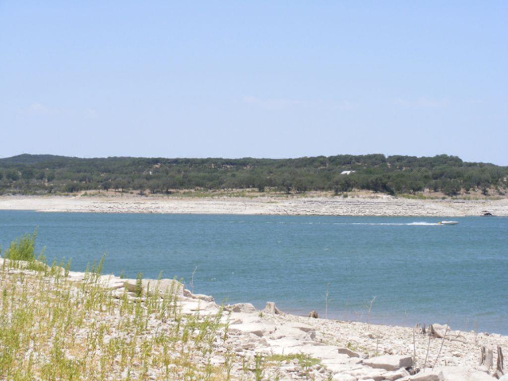 738 Deckhouse Dr Property Photo 4
