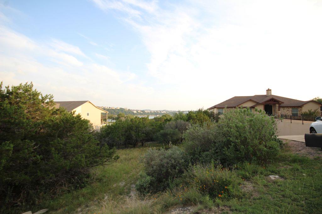 738 Deckhouse Dr Property Photo 7