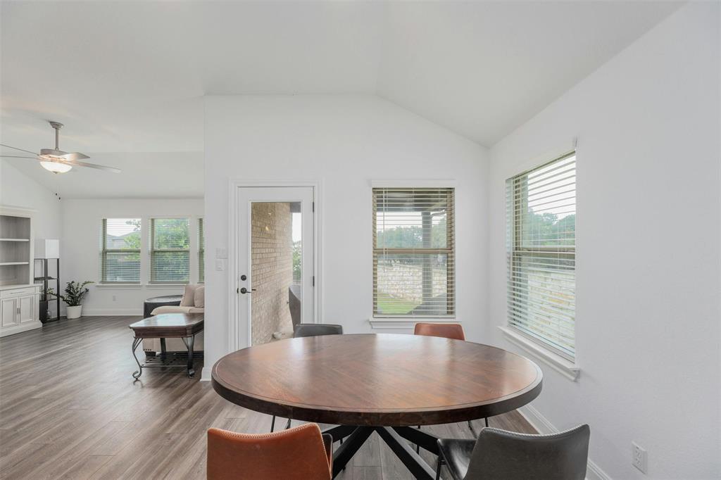 1808 Donetto Dr Property Photo 7