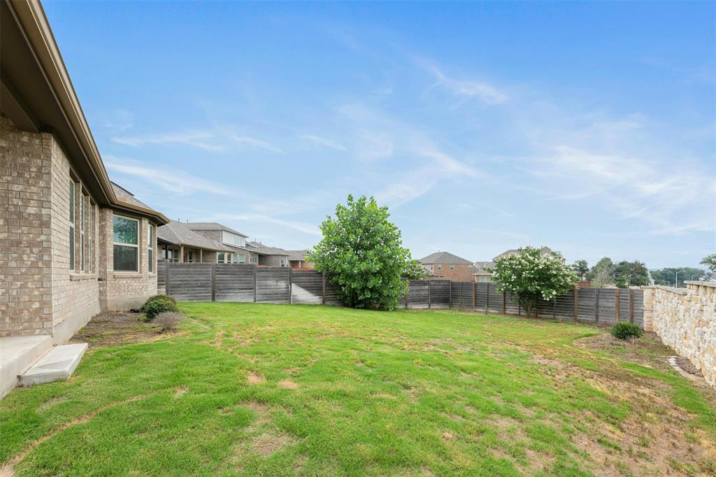 1808 Donetto Dr Property Photo 19