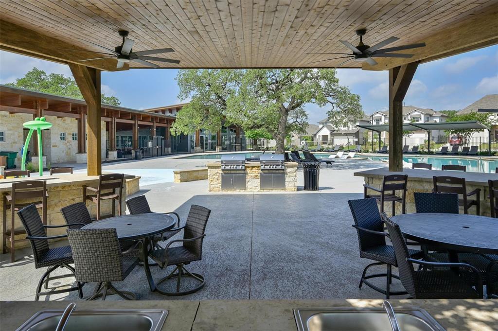 1808 Donetto Dr Property Photo 24
