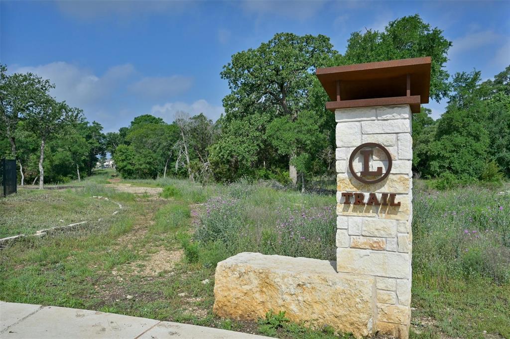 1808 Donetto Dr Property Photo 27