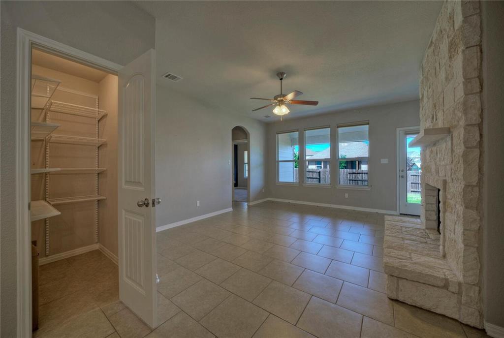 18413 Falcon Pointe Blvd Property Photo 9