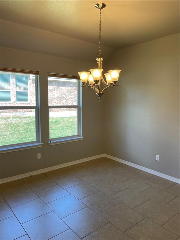 18413 Falcon Pointe Blvd Property Photo 16