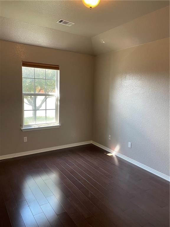 18413 Falcon Pointe Blvd Property Photo 17