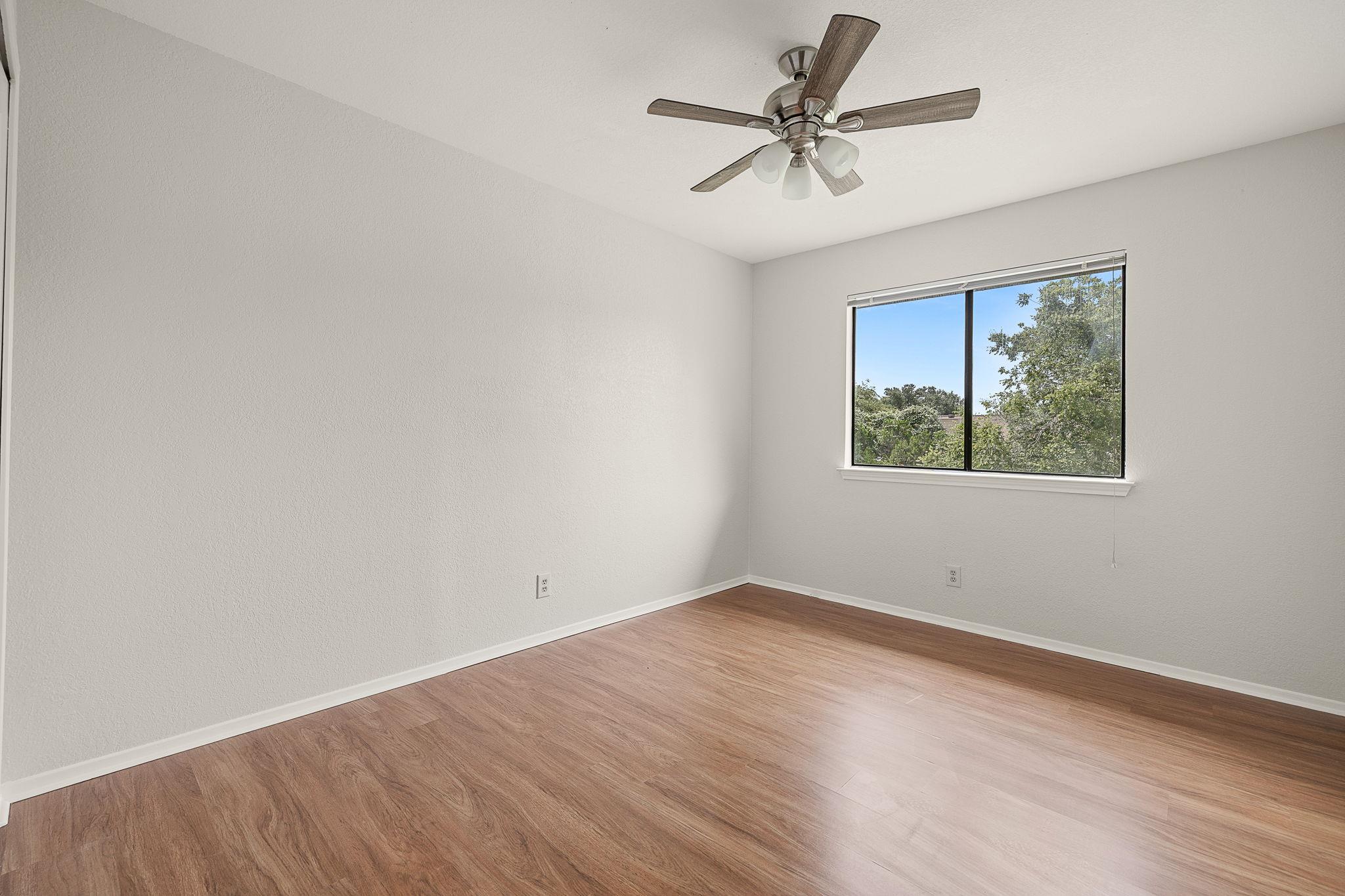 8905 Bridgewood Trl Property Photo 30