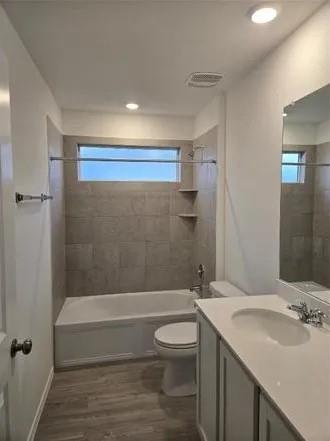 1816 Boggy Creek Ranch Rd Property Photo 15
