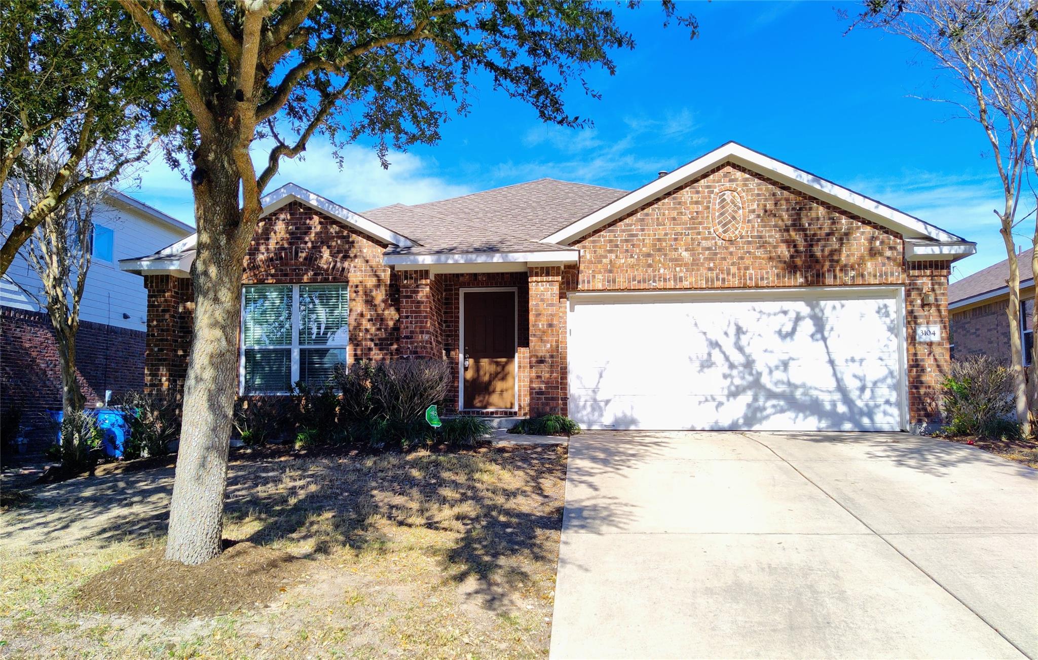 3104 Hawks Swoop Trl Property Photo 1