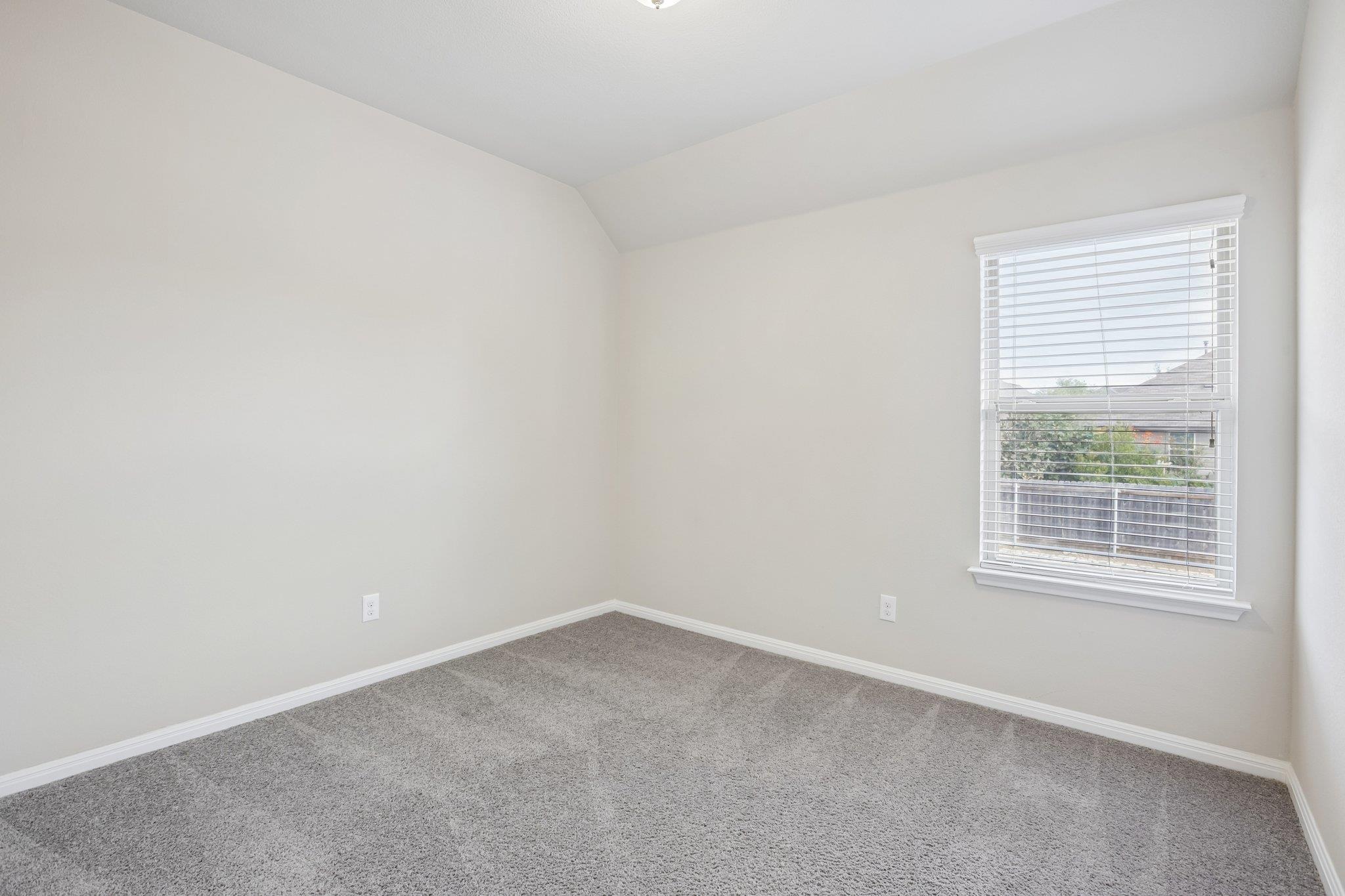 1912 Bobbywoods Ln Property Photo 24