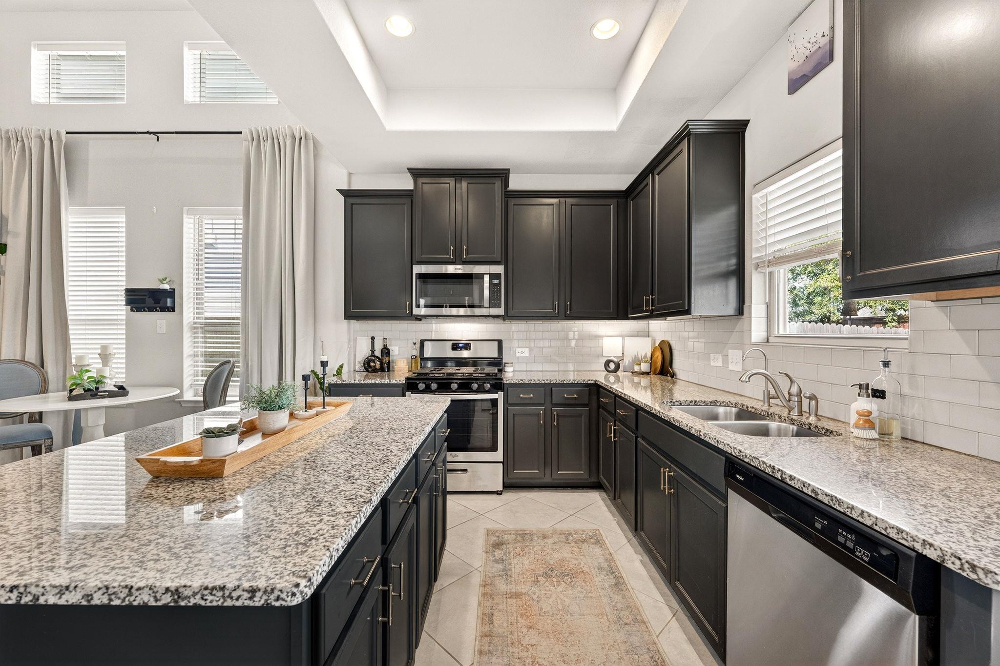 1318 Jenkins Bnd Property Photo 6