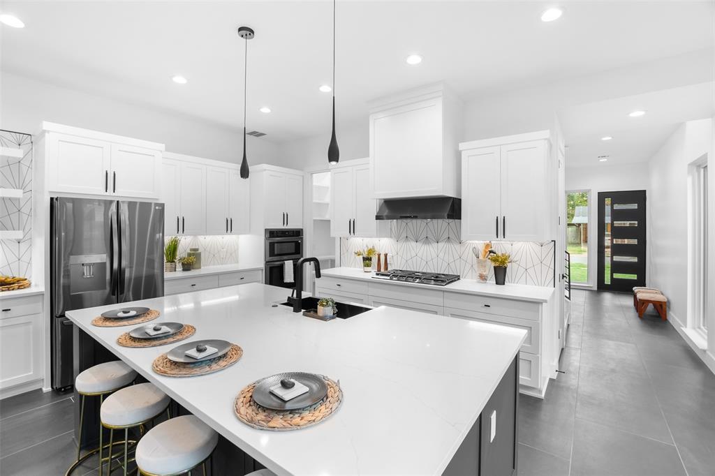 6304 Middleham Pl Property Photo 14