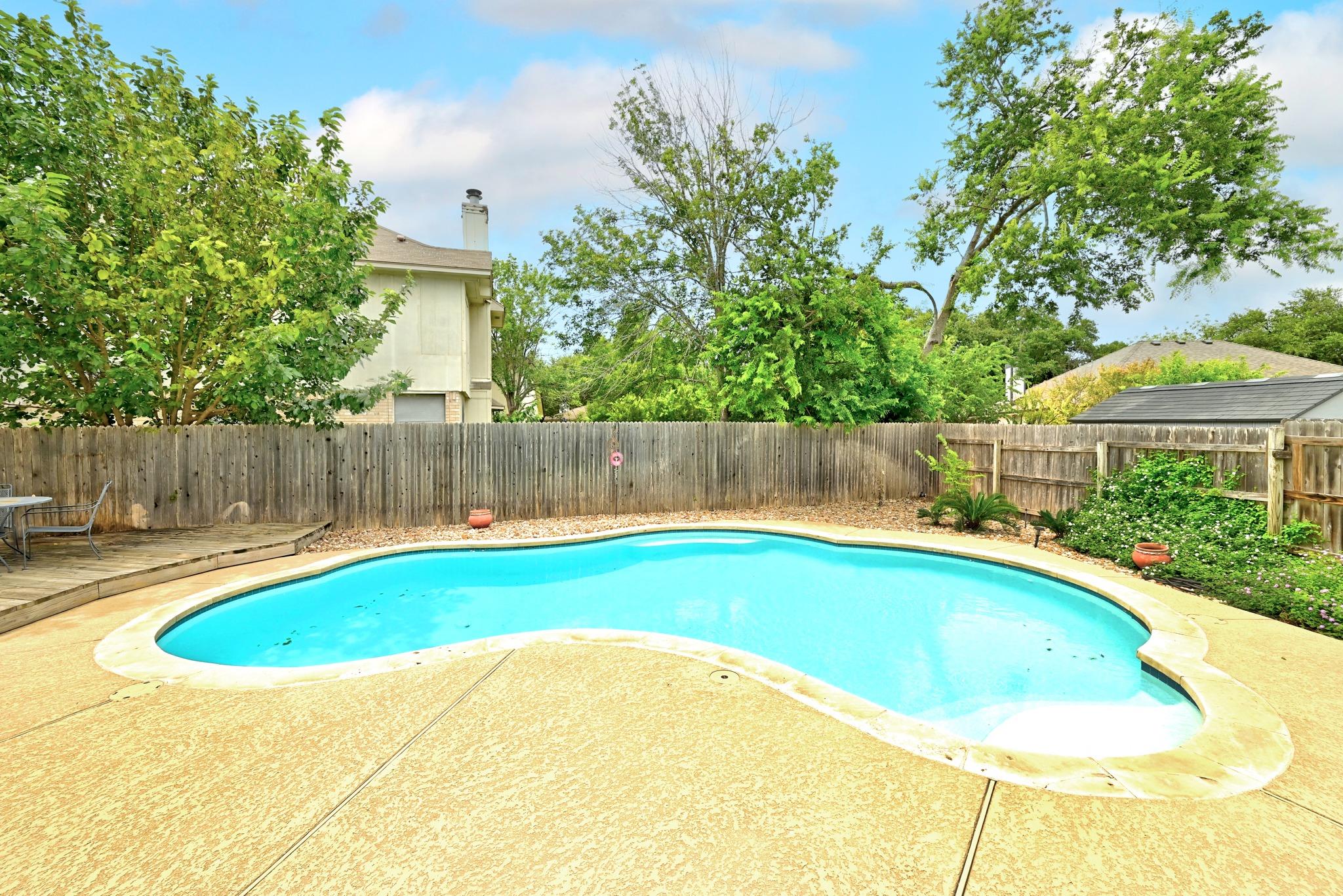 15525 Ozone Pl Property Photo 1