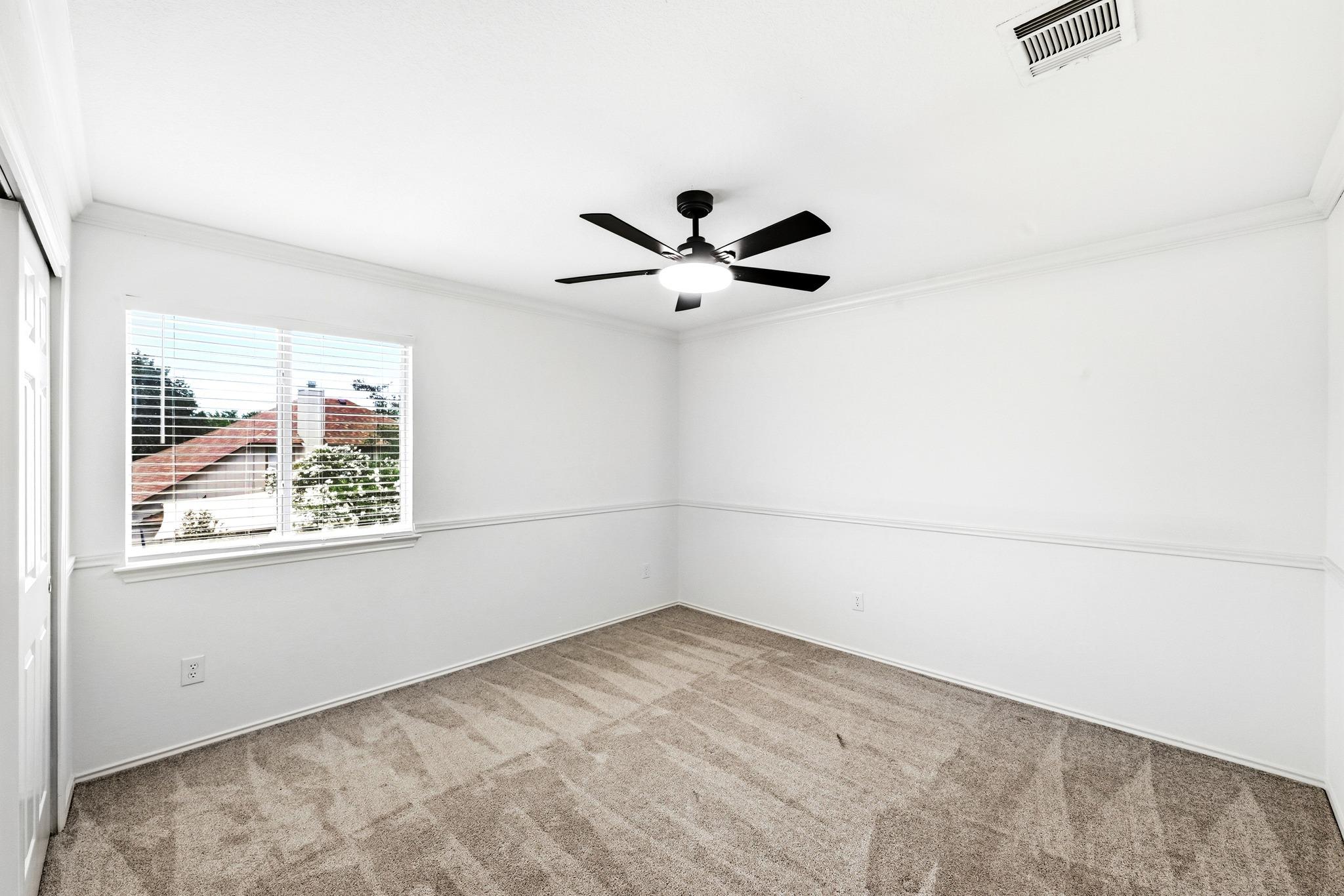 15525 Ozone Pl Property Photo 29