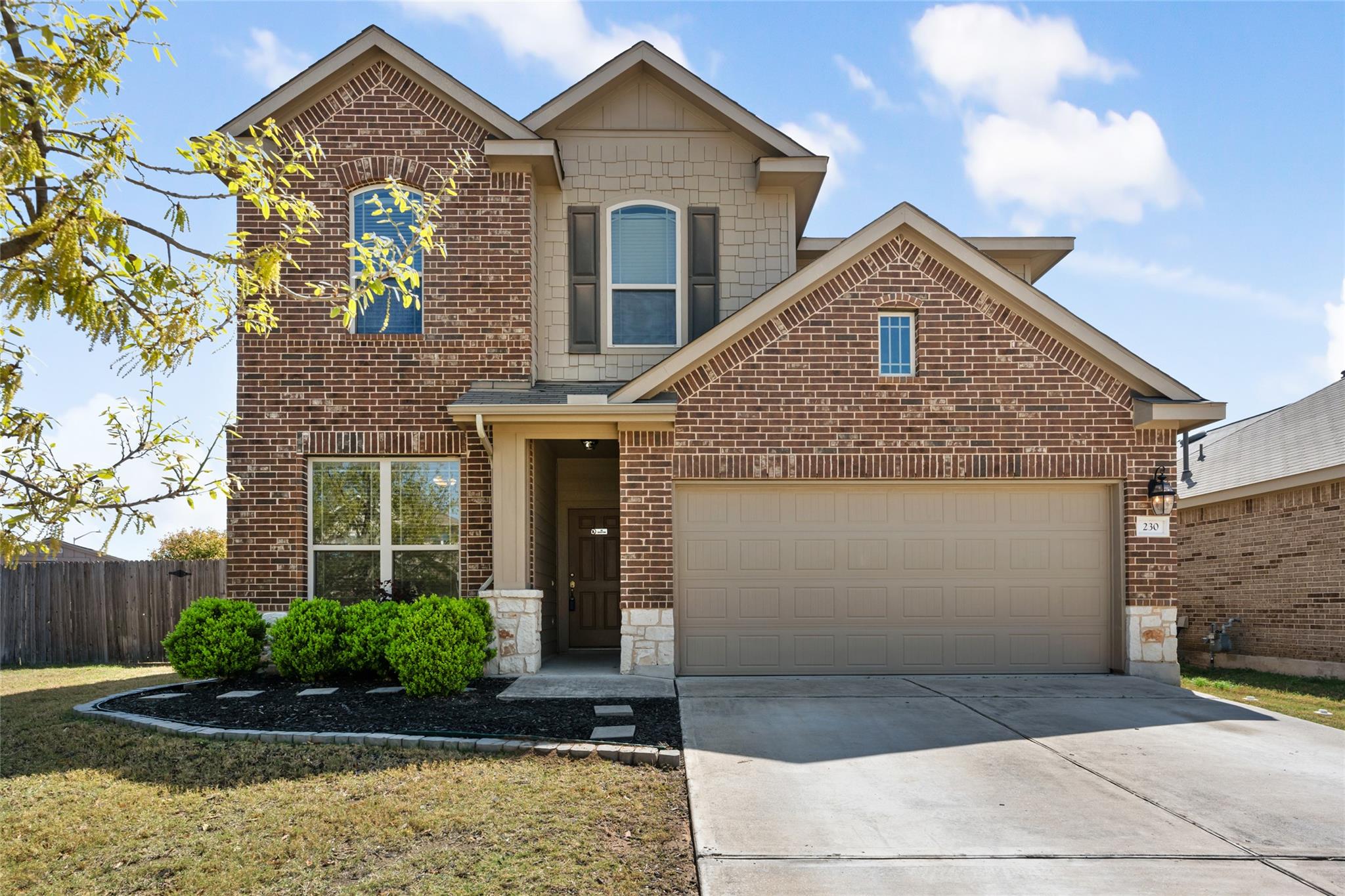 230 Shale Cir Property Photo