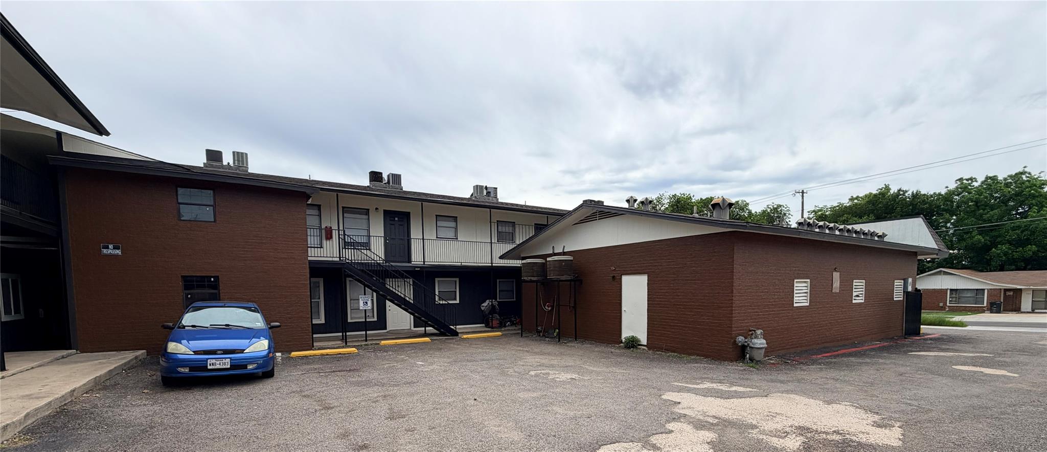 420 N Gilmer St #20 Property Photo 5