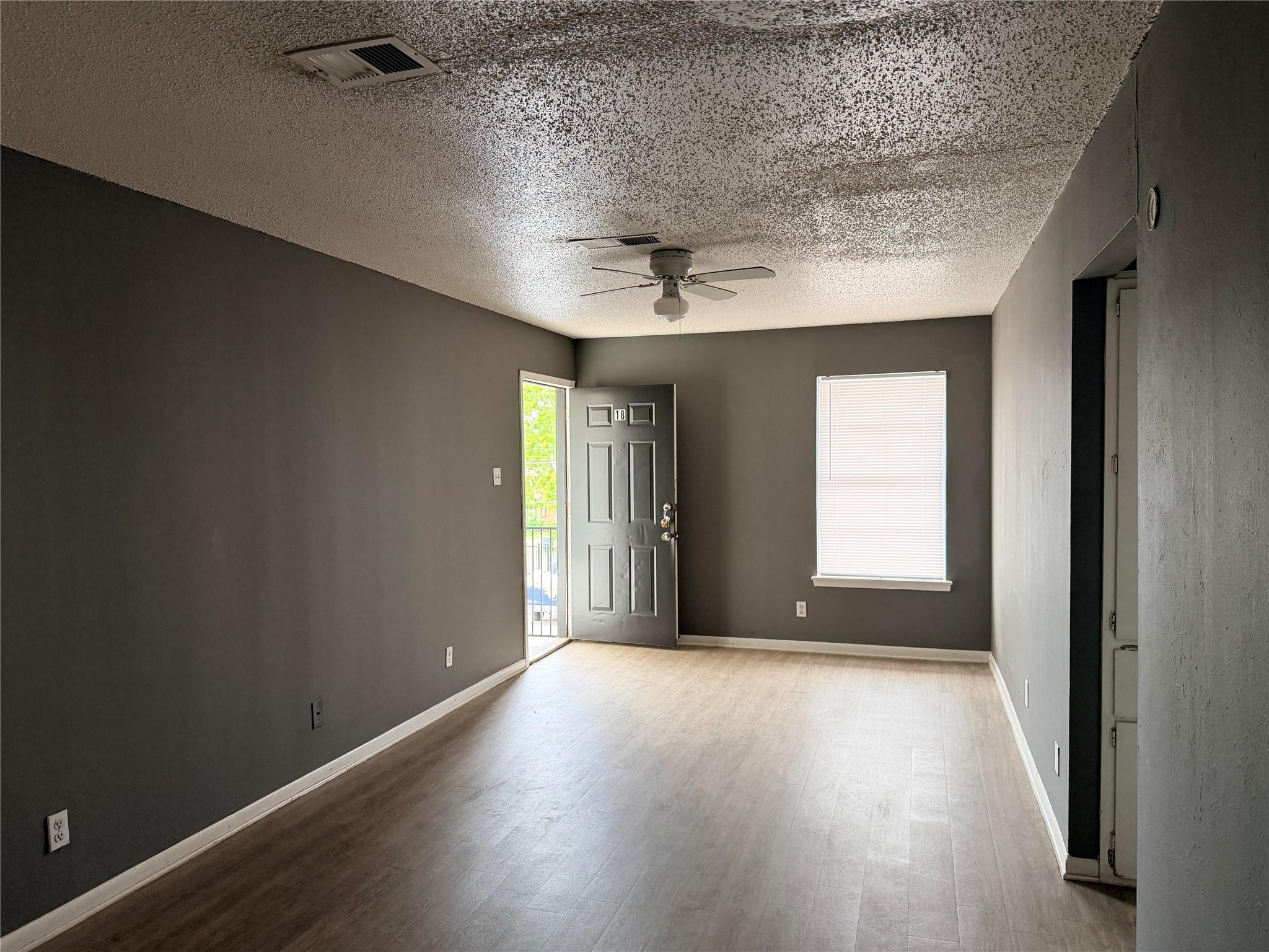 420 N Gilmer St #20 Property Photo 9