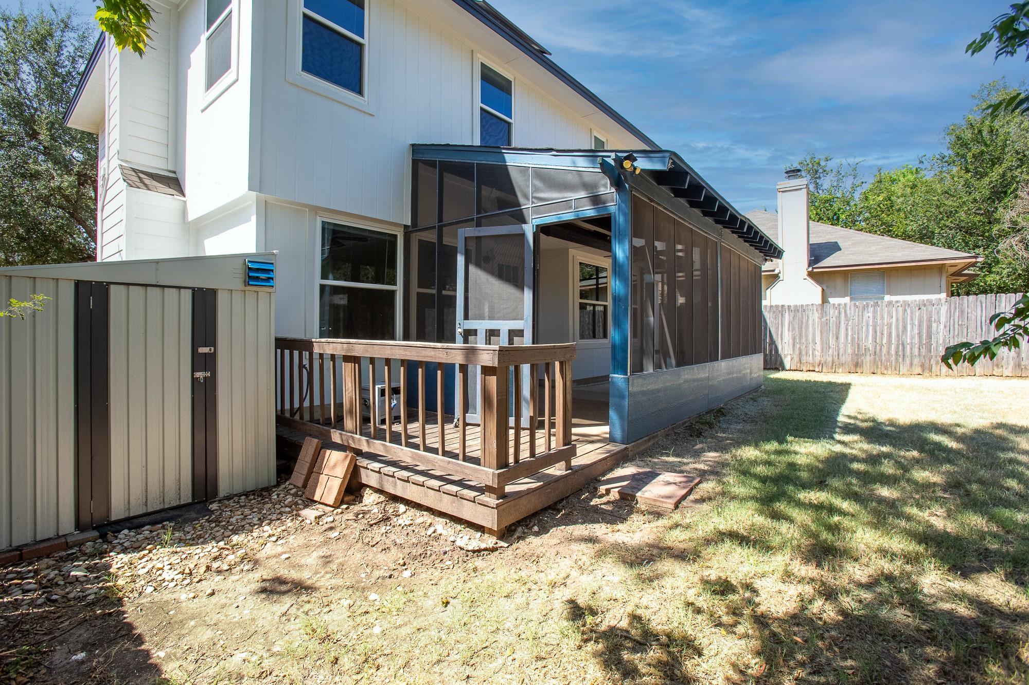 1310 Strickland Dr Property Photo 31