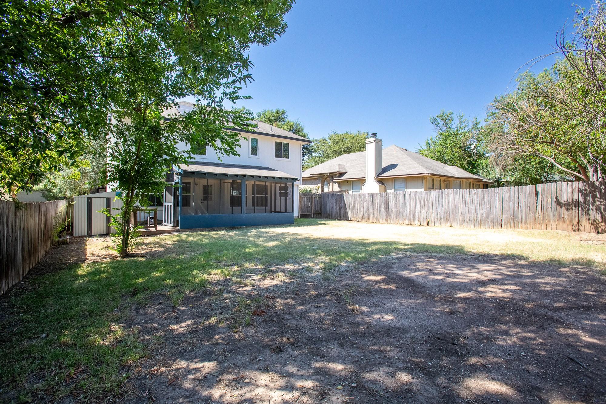 1310 Strickland Dr Property Photo 37