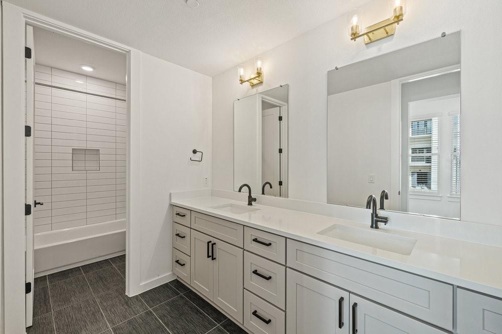 4214 Endurance Way Property Photo 19