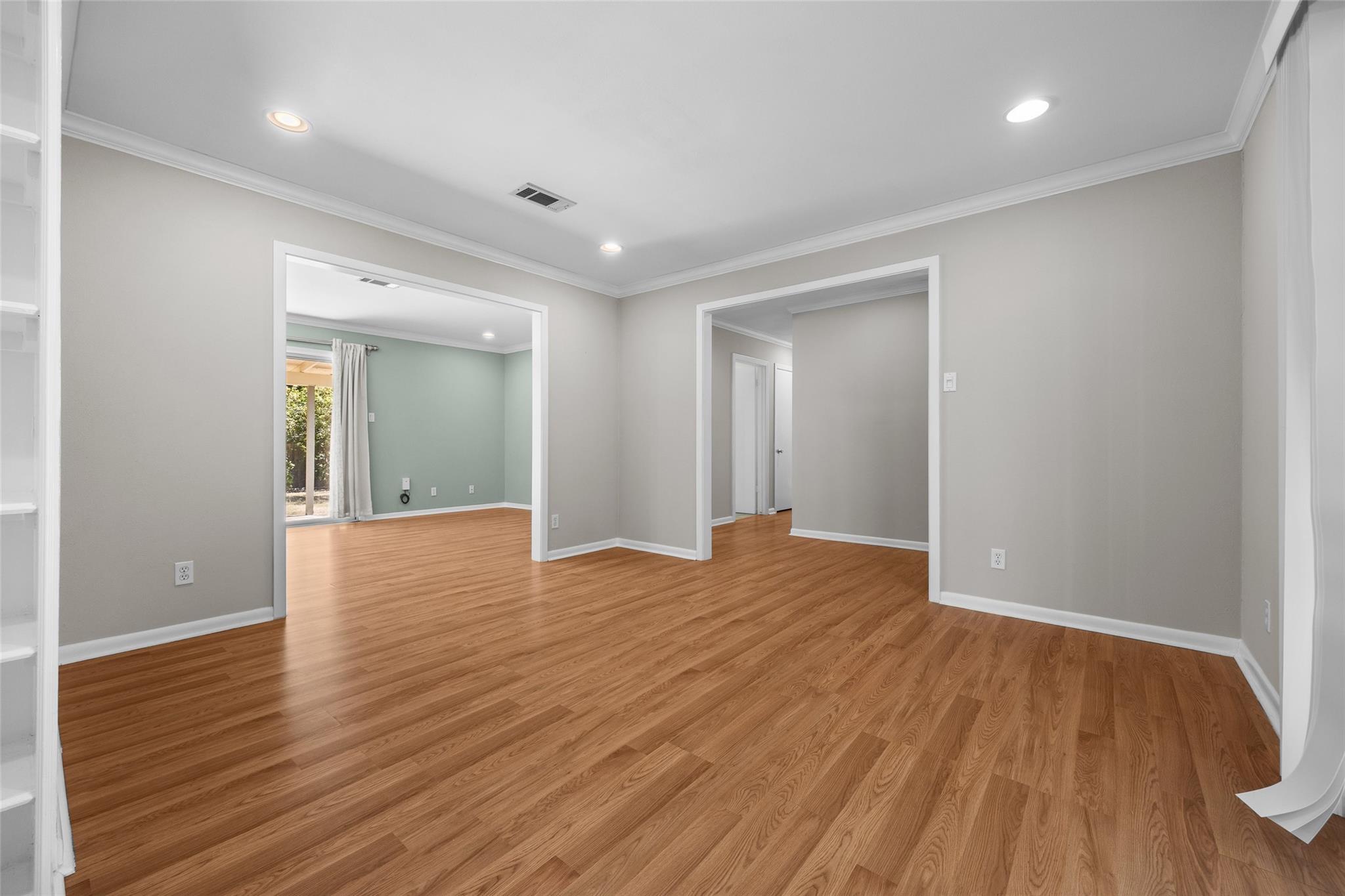 1404 Briarcliff Blvd Property Photo 7