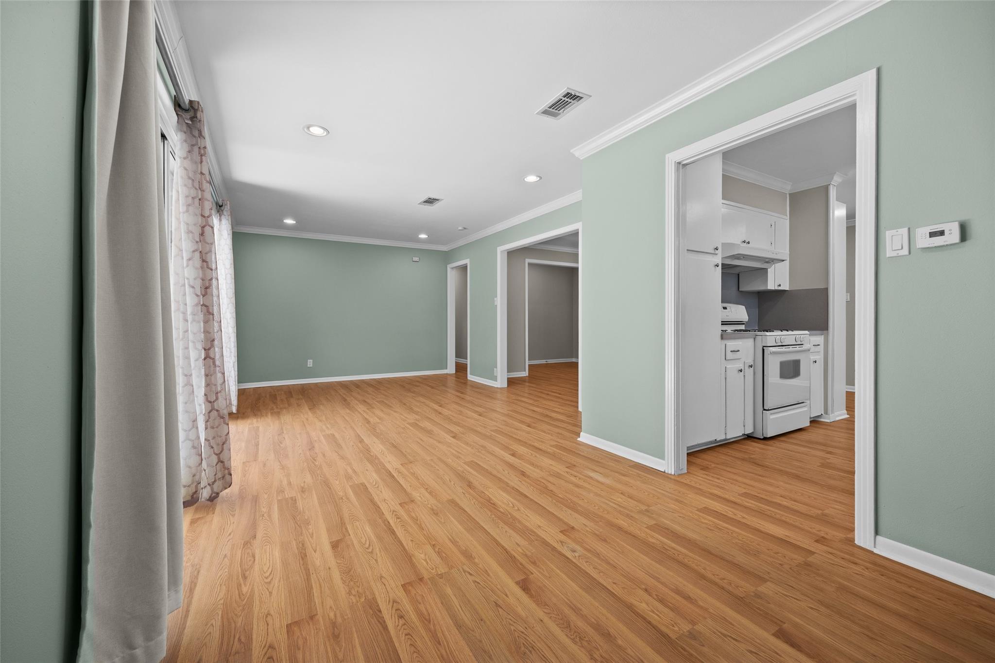 1404 Briarcliff Blvd Property Photo 11