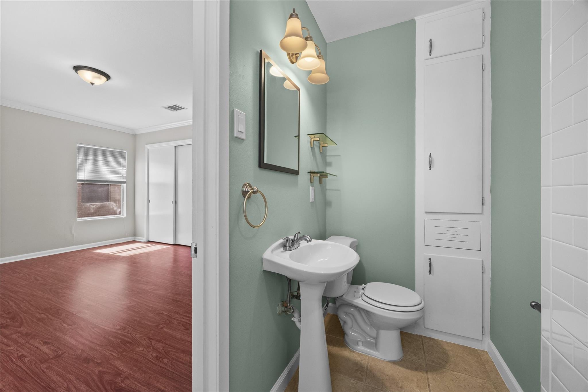 1404 Briarcliff Blvd Property Photo 17