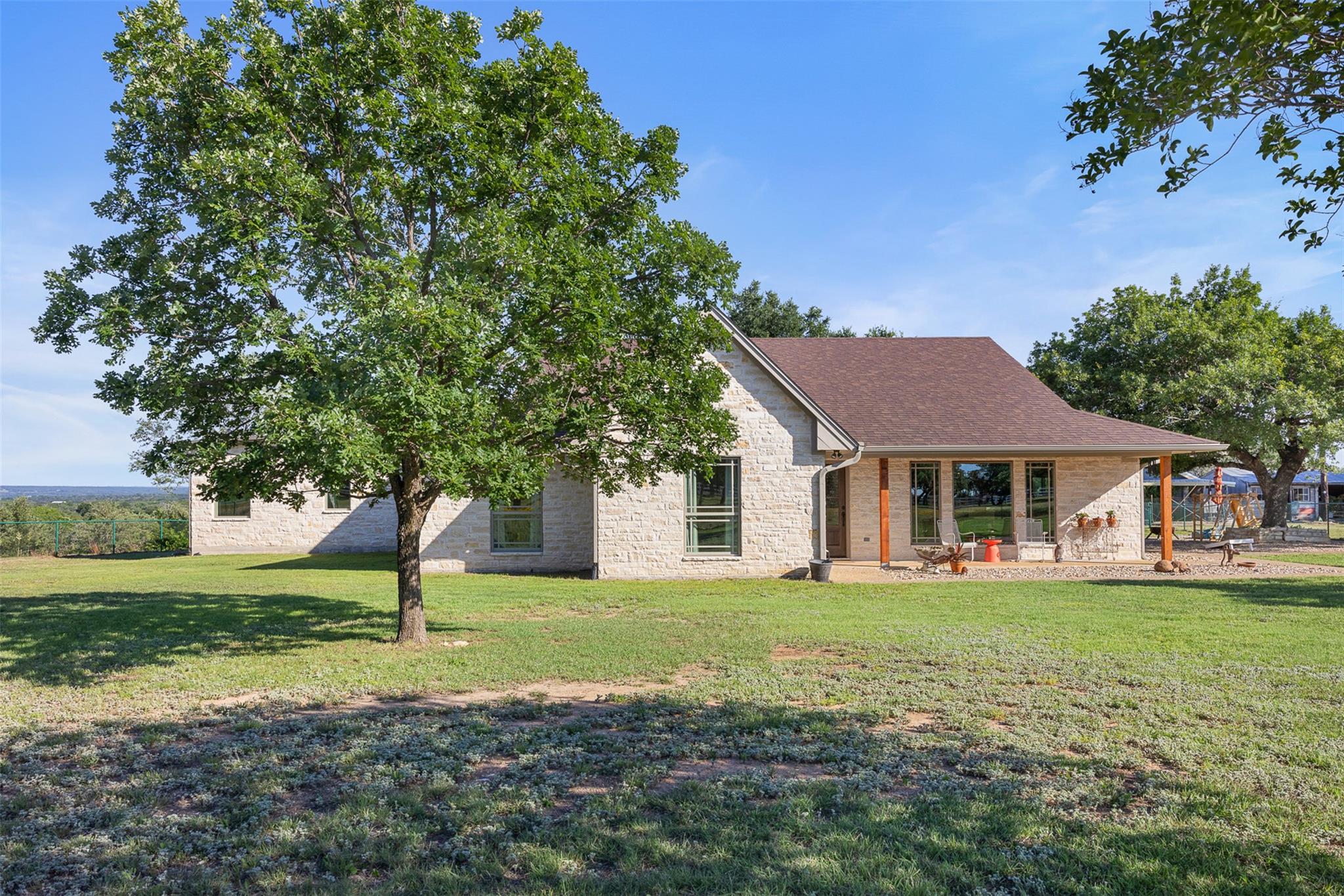 3340 Briggs Rd Property Photo 1