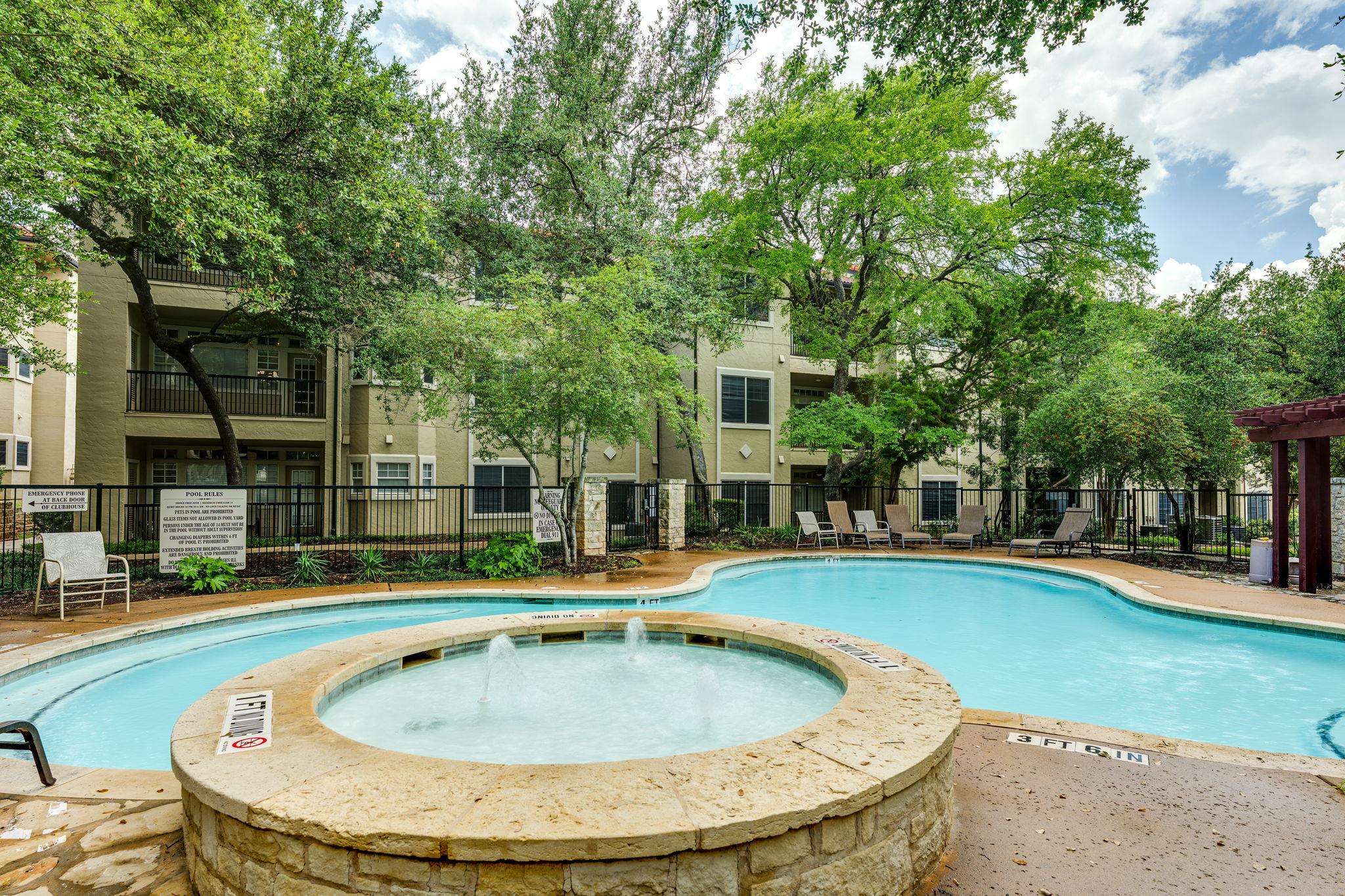 9525 N Capital Of Texas Hwy #414 Property Photo 16