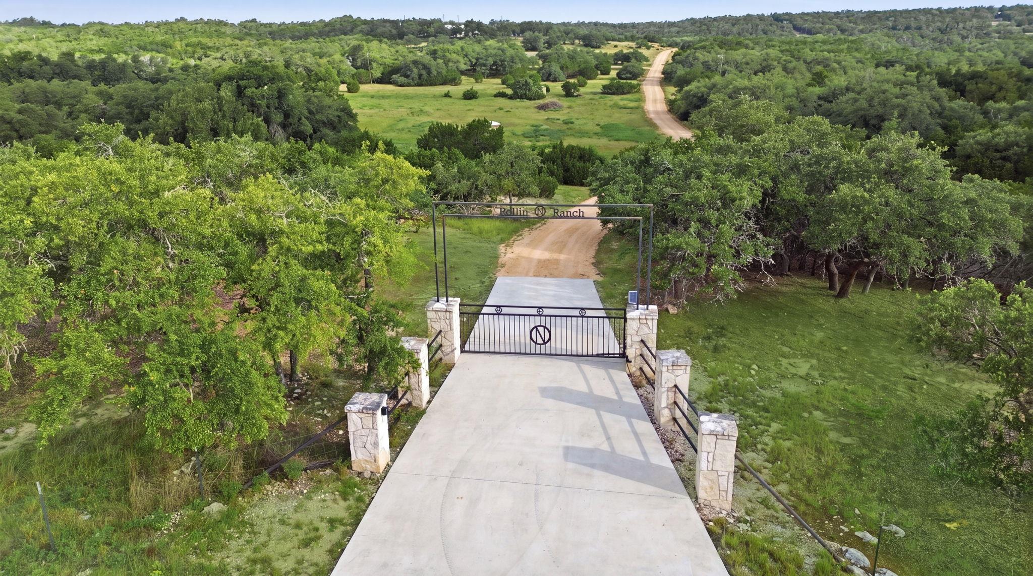 271 Rollin N Ranch Rd Rd Property Photo 2