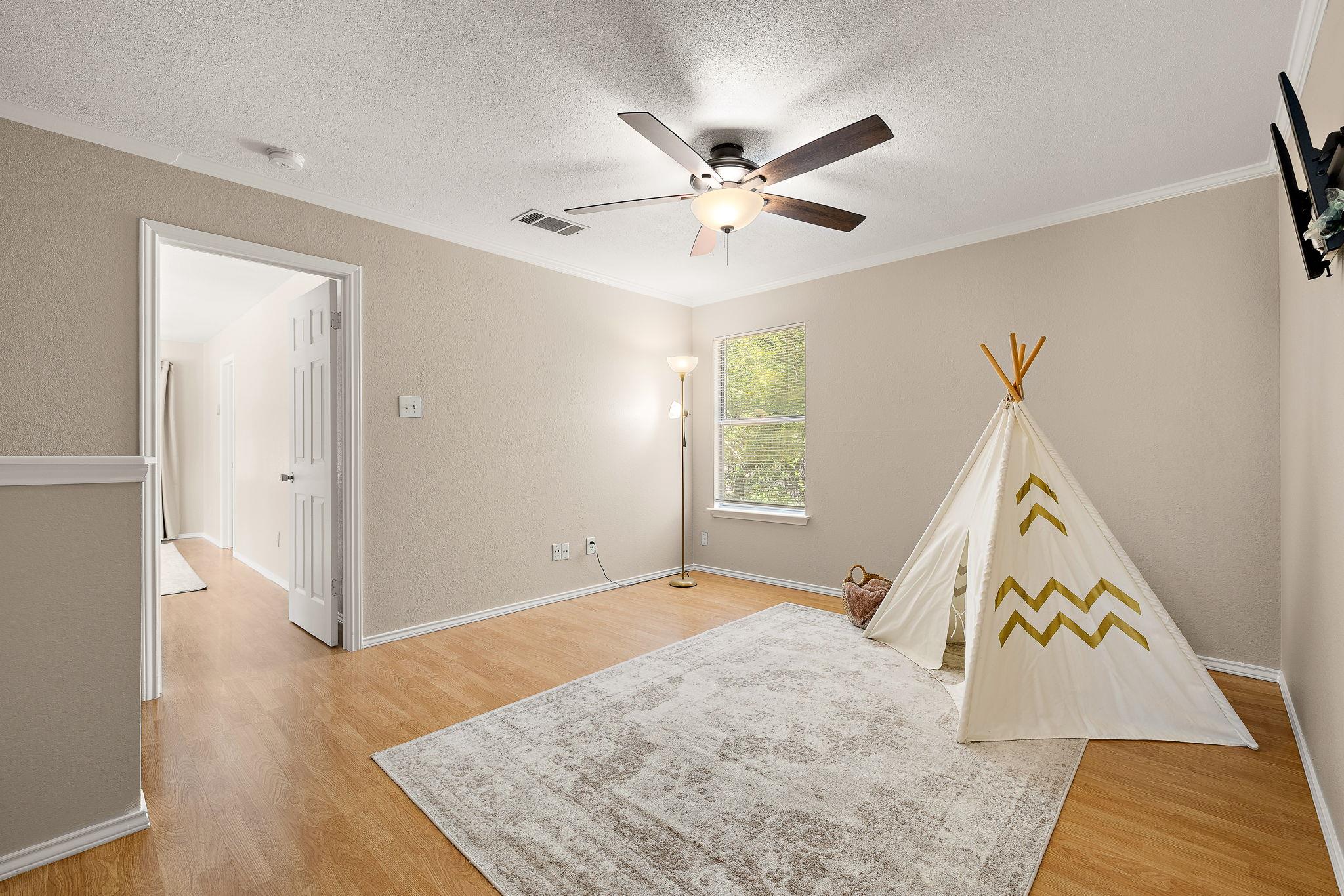 1201 Cedar Hills Blvd Property Photo 17