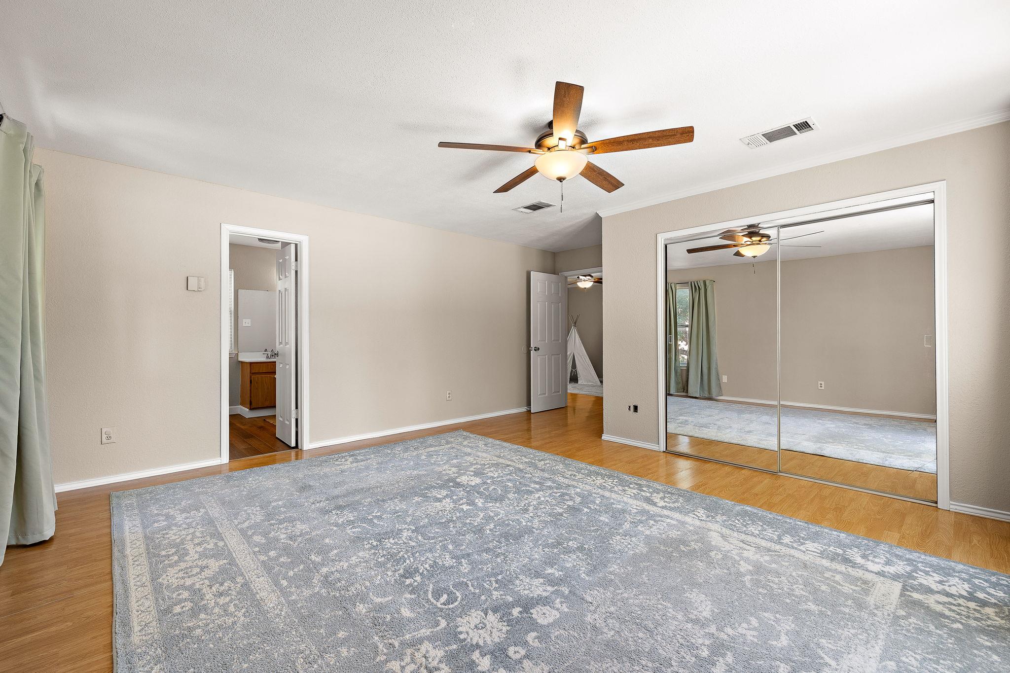 1201 Cedar Hills Blvd Property Photo 19