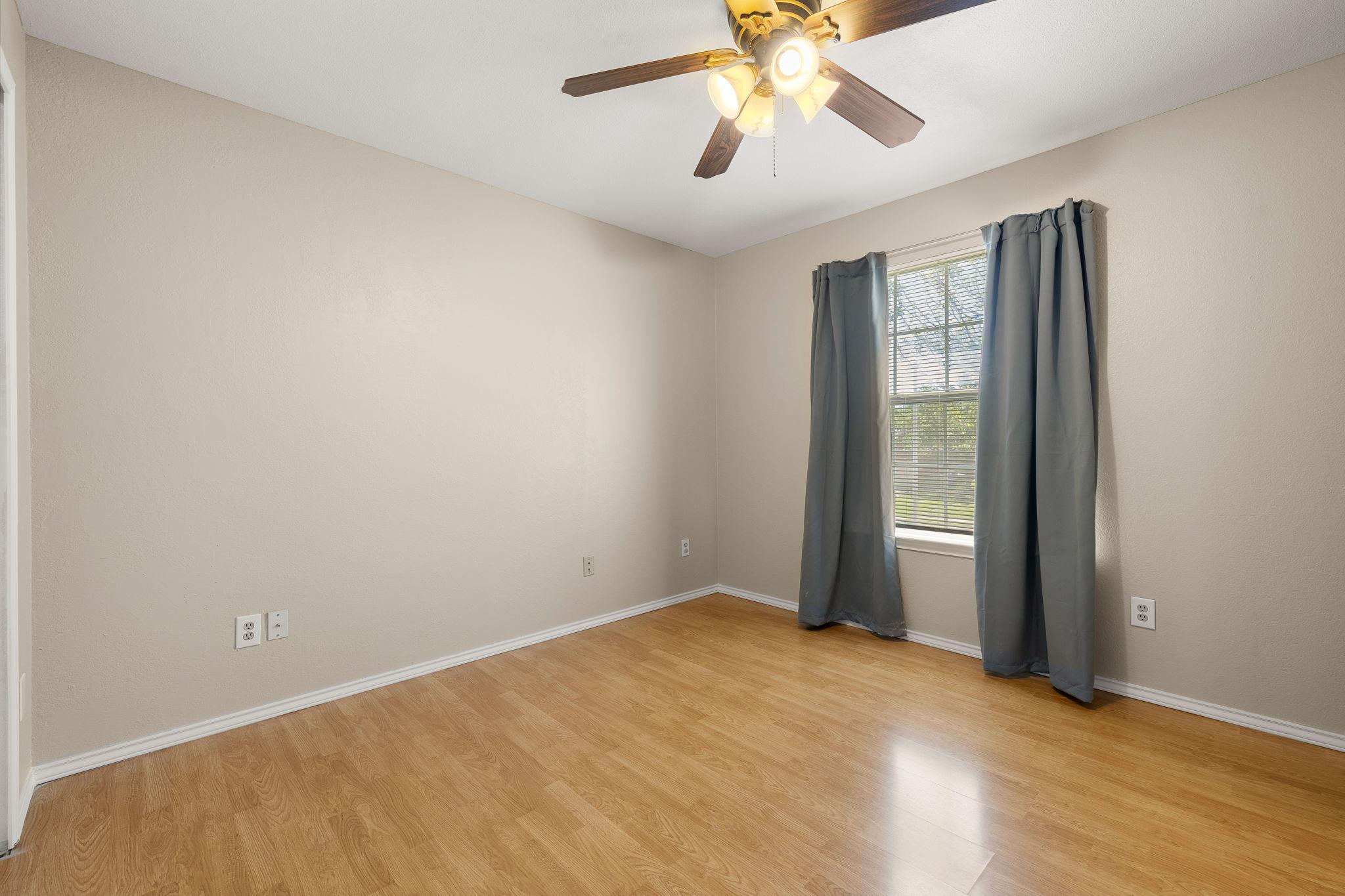 1201 Cedar Hills Blvd Property Photo 26