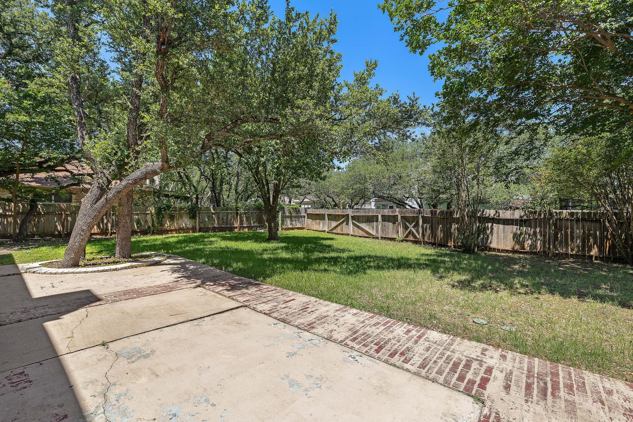 1201 Cedar Hills Blvd Property Photo 30