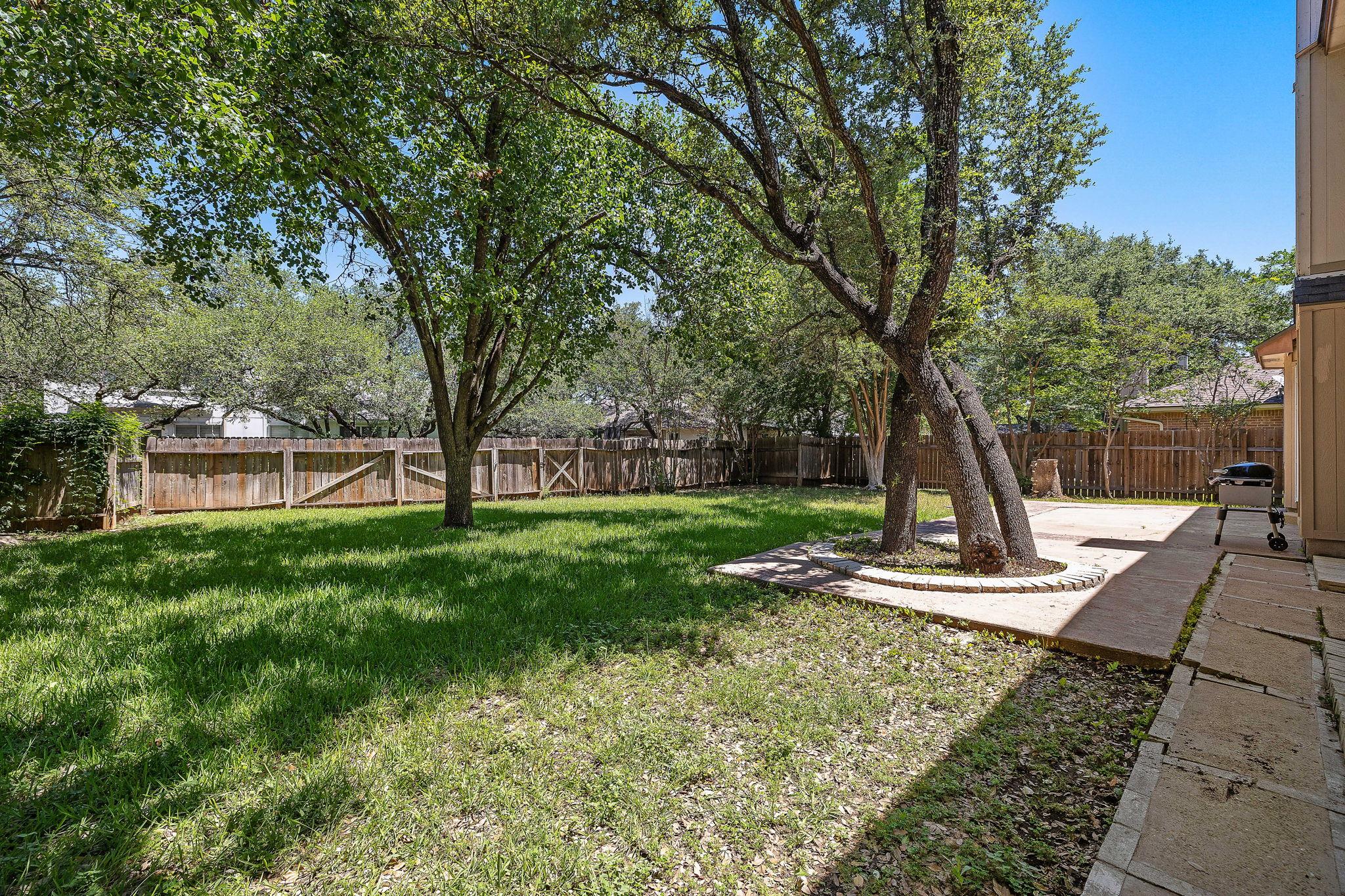 1201 Cedar Hills Blvd Property Photo 31