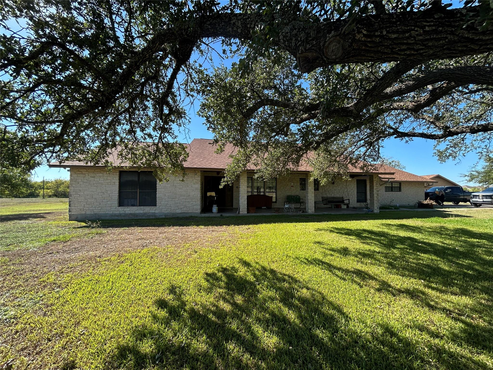 2432924 Property Photo 1