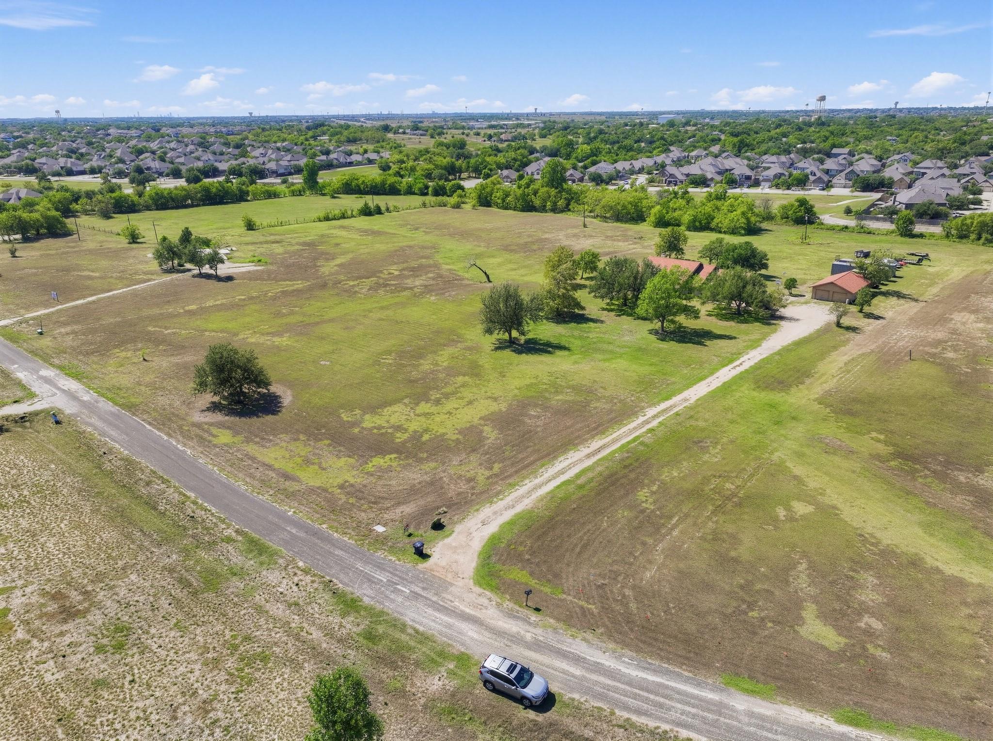 2432924 Property Photo 4