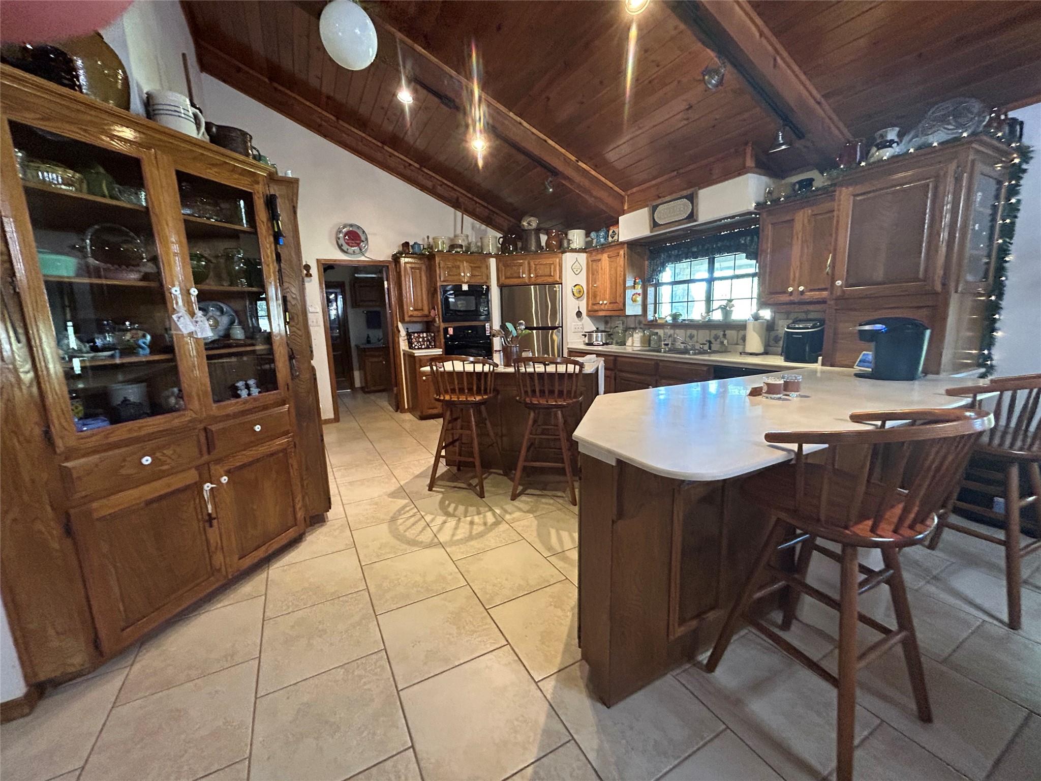2432924 Property Photo 7