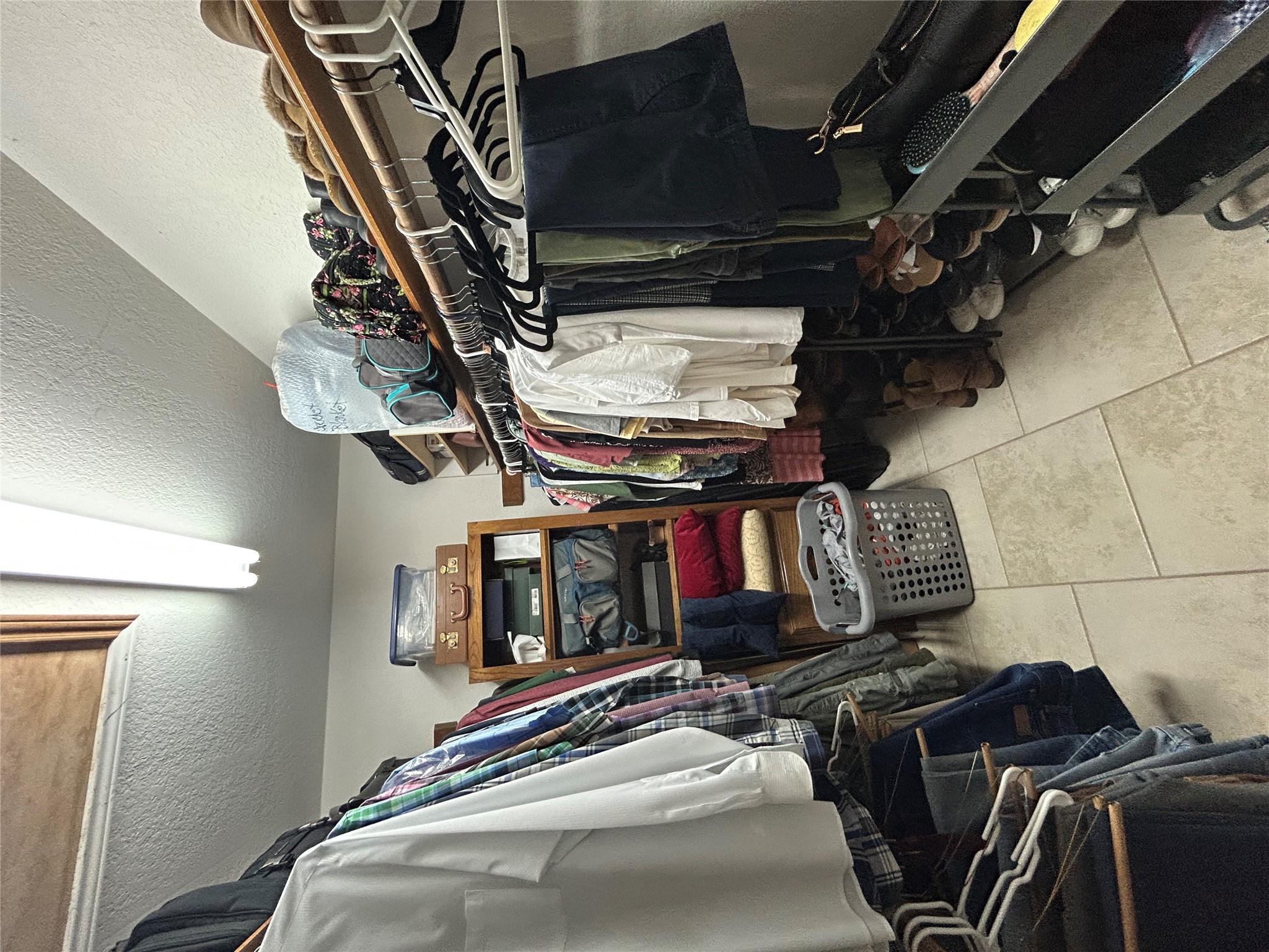 2432924 Property Photo 20
