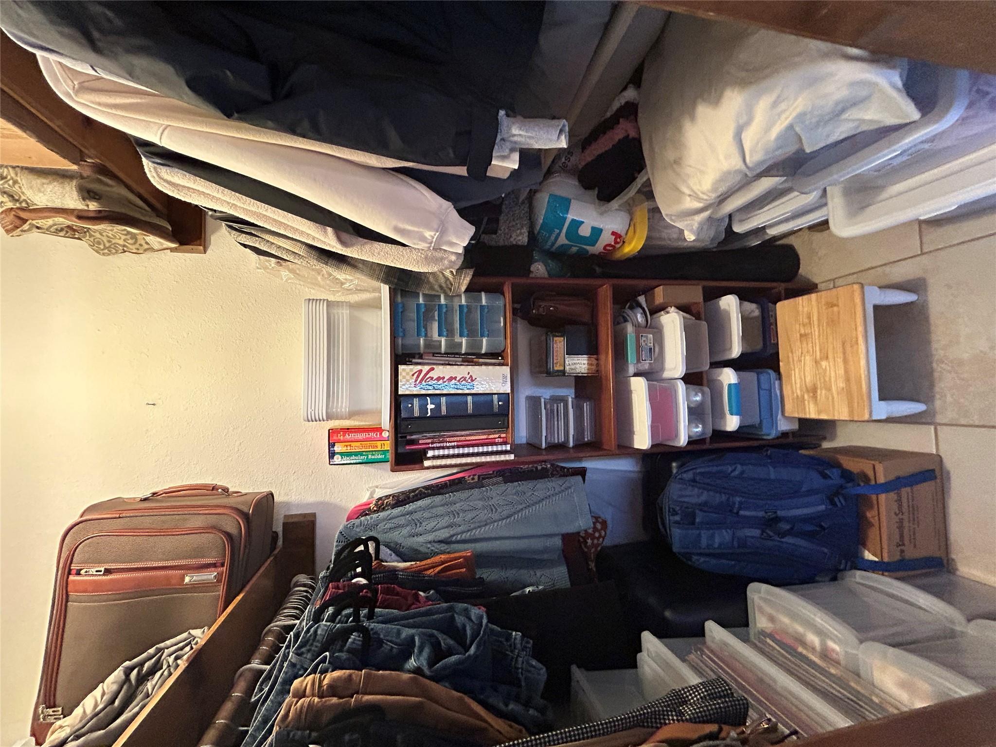 2432924 Property Photo 23