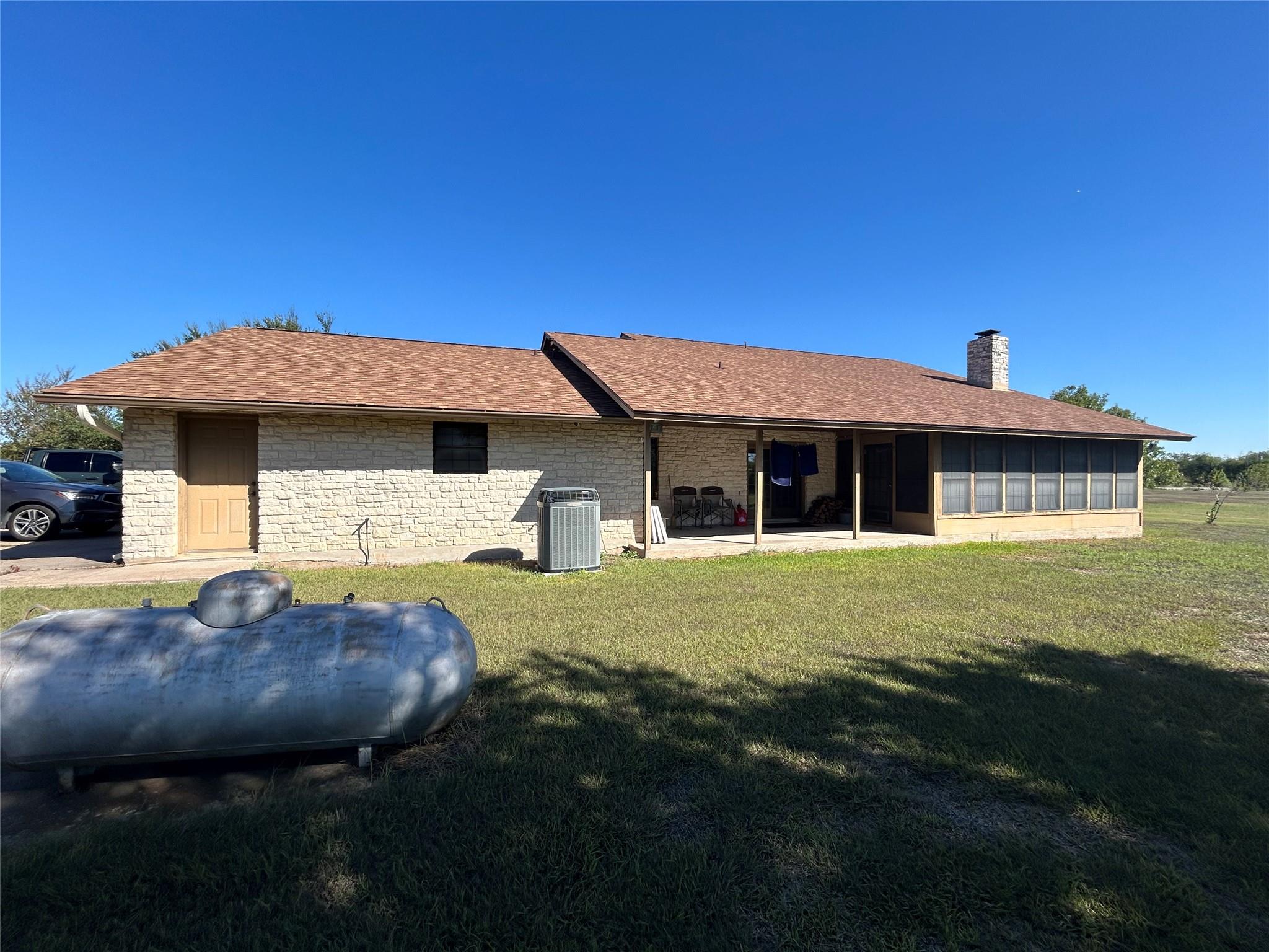 2432924 Property Photo 28