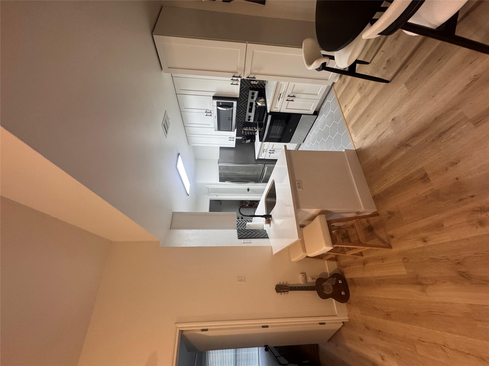 1906 Alex Ave #a Property Photo 11