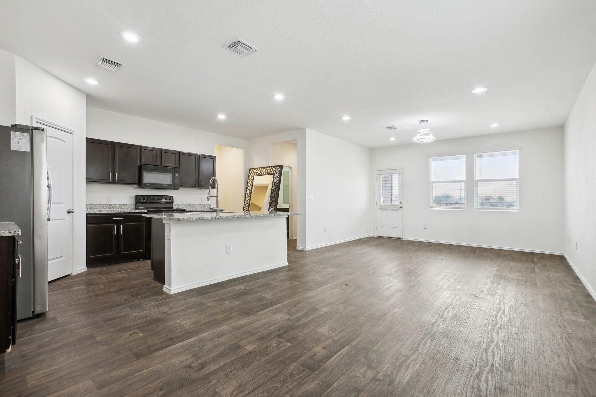 11908 Pyrite Rd Property Photo 5