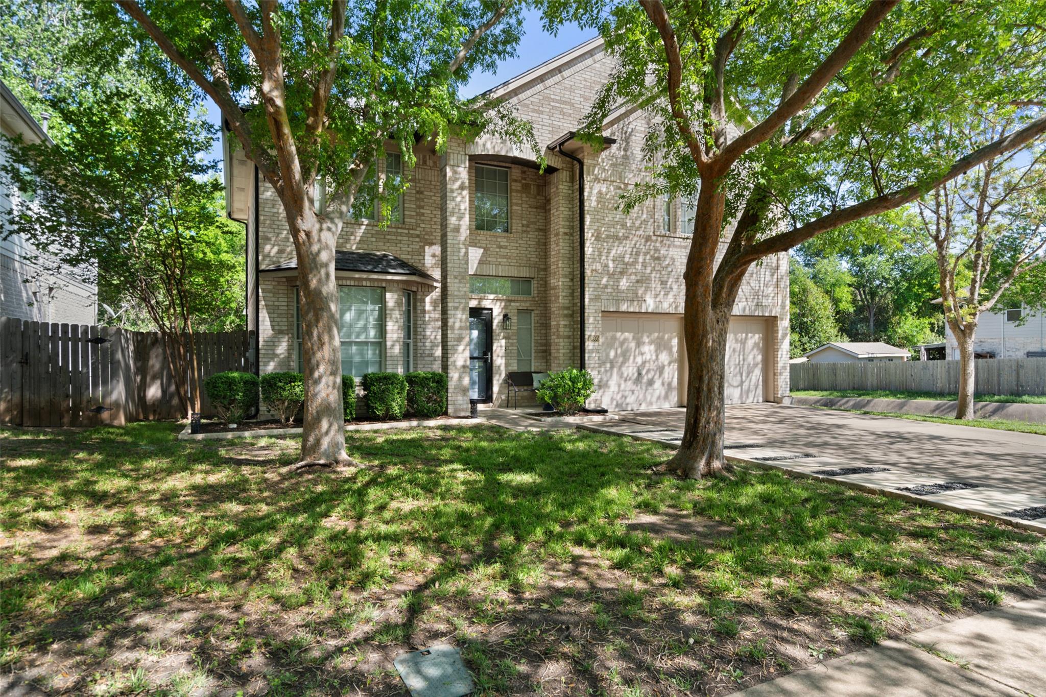 13605 Campesina Dr Property Photo 2