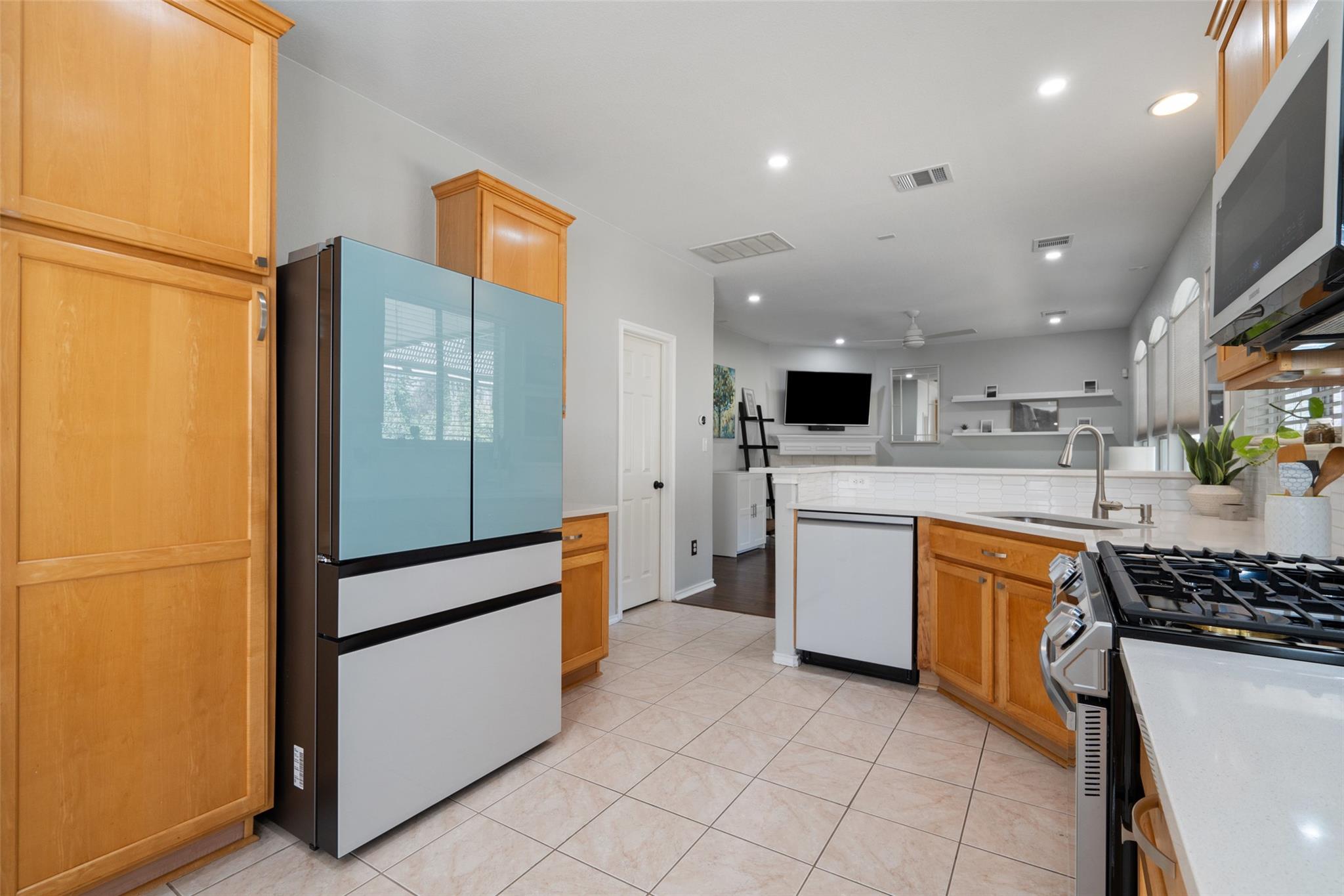 13605 Campesina Dr Property Photo 11